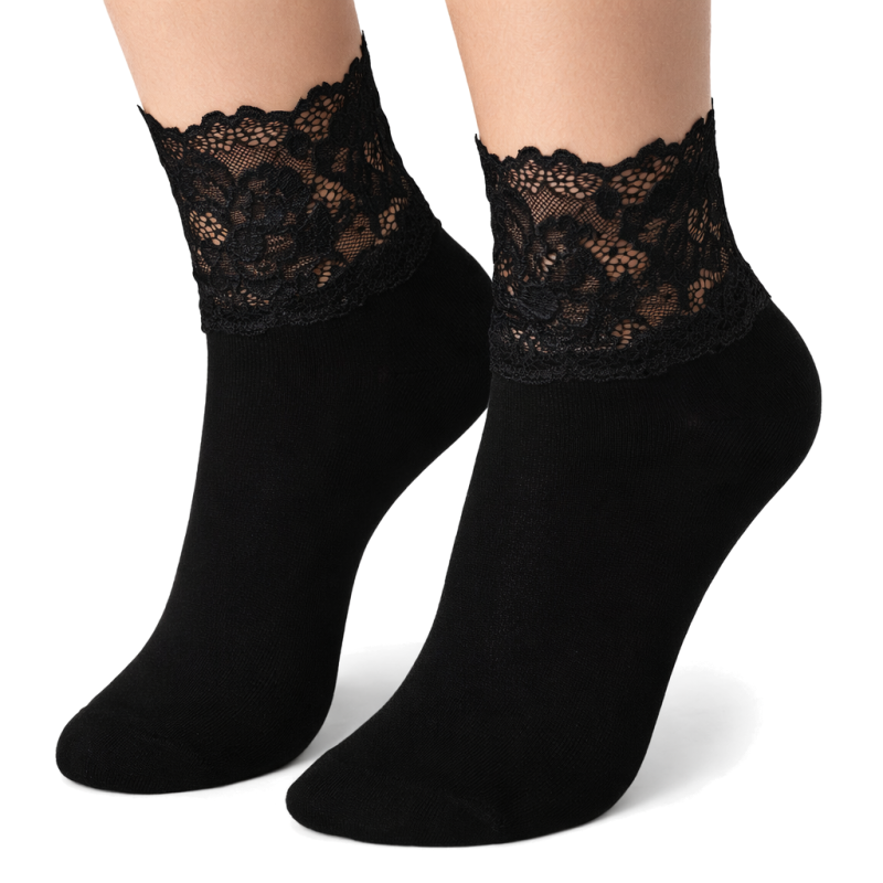 Czarne skarpety damskie z szeroką koronką Milena 37-41